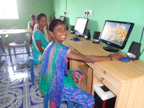 COMPUTER TRAINING PHOTOS -1