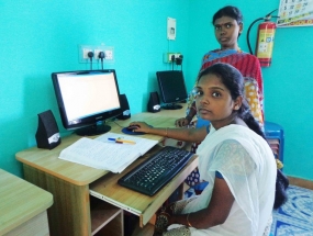 COMPUTER TRINING PHOTOS - 2